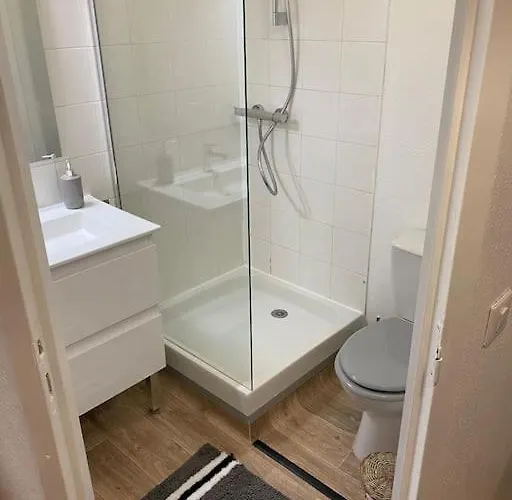 Superbe Petit Plein Centre Apartmán *